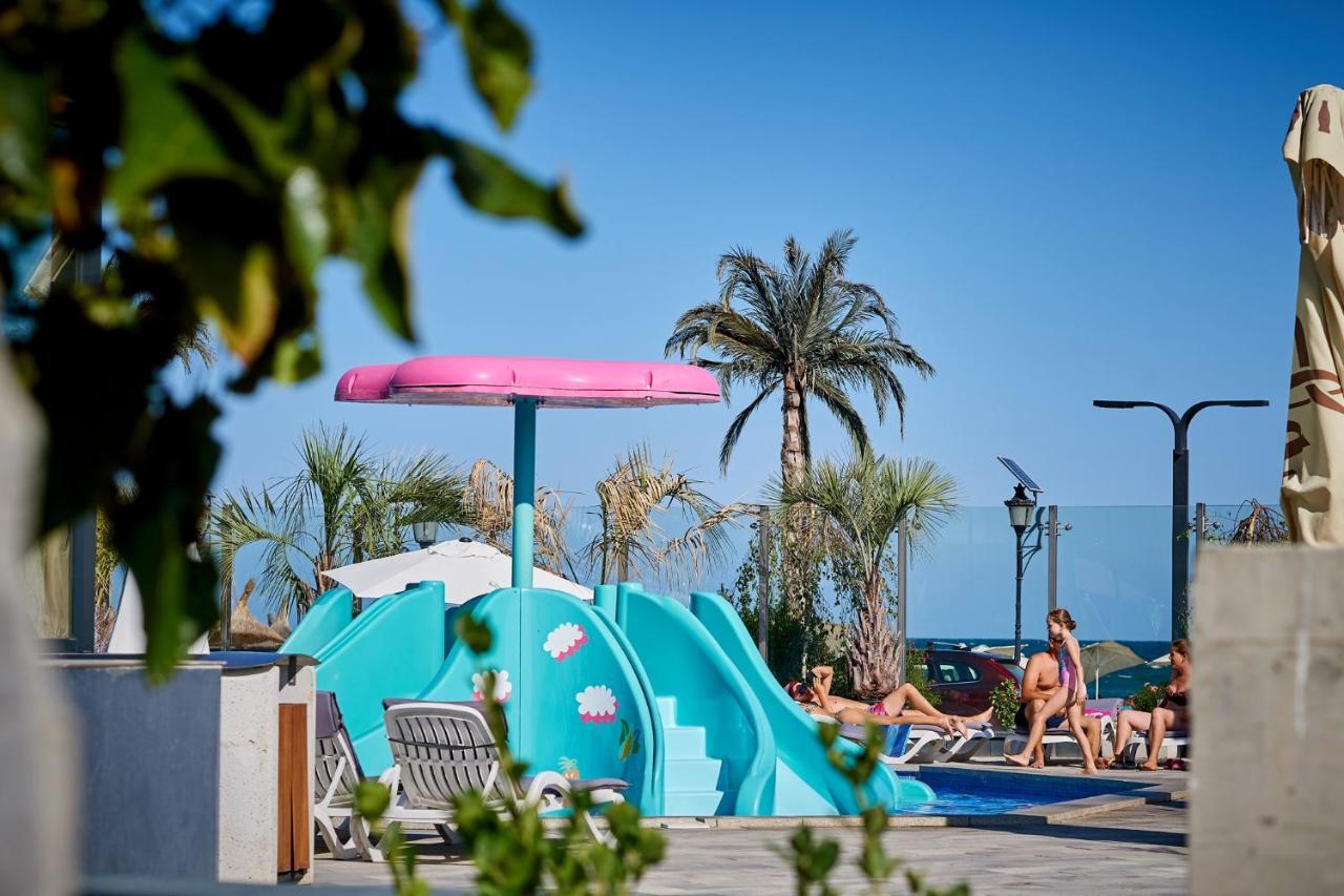 Opal Luxury Apartment 92 Spa N Pool Beach Resort ナボダリ エクステリア 写真